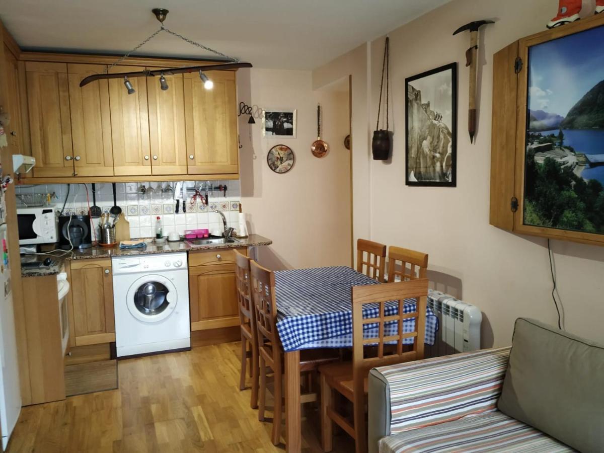 Apartamento En Escarrilla, Sallent De Gallego Luaran gambar